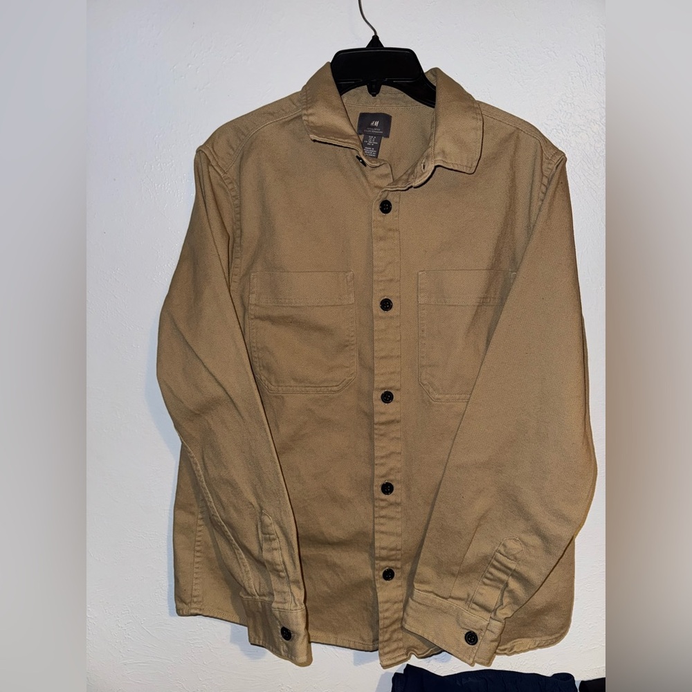 Men’s Button up Shirt